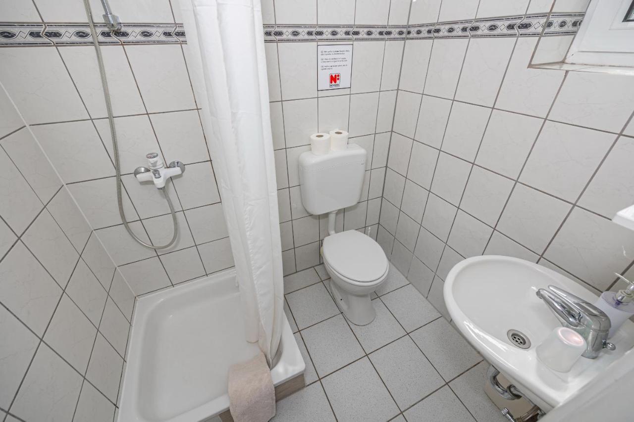 Bella Adria Apartmani Dramalj Exterior photo
