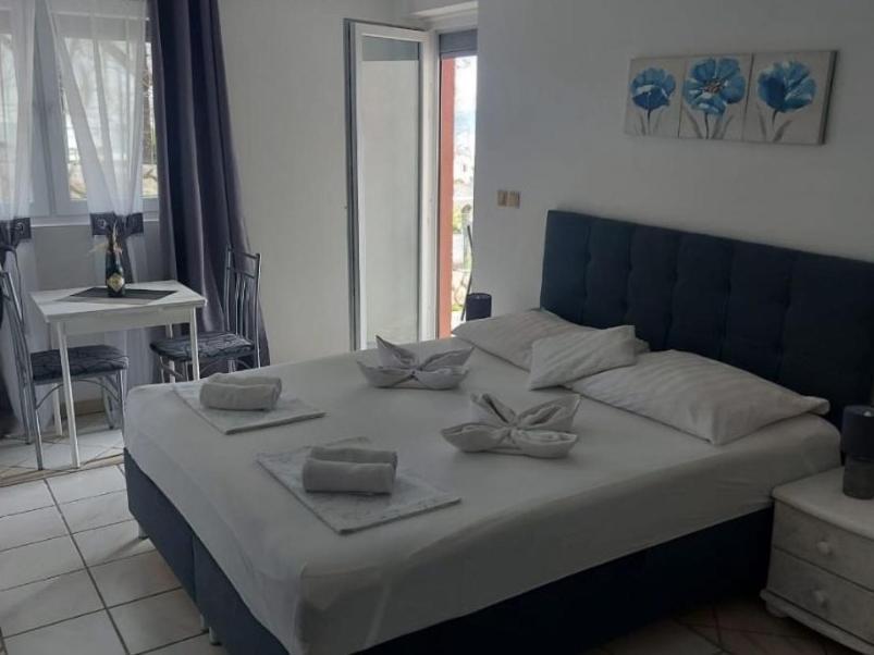 Bella Adria Apartmani Dramalj Exterior photo